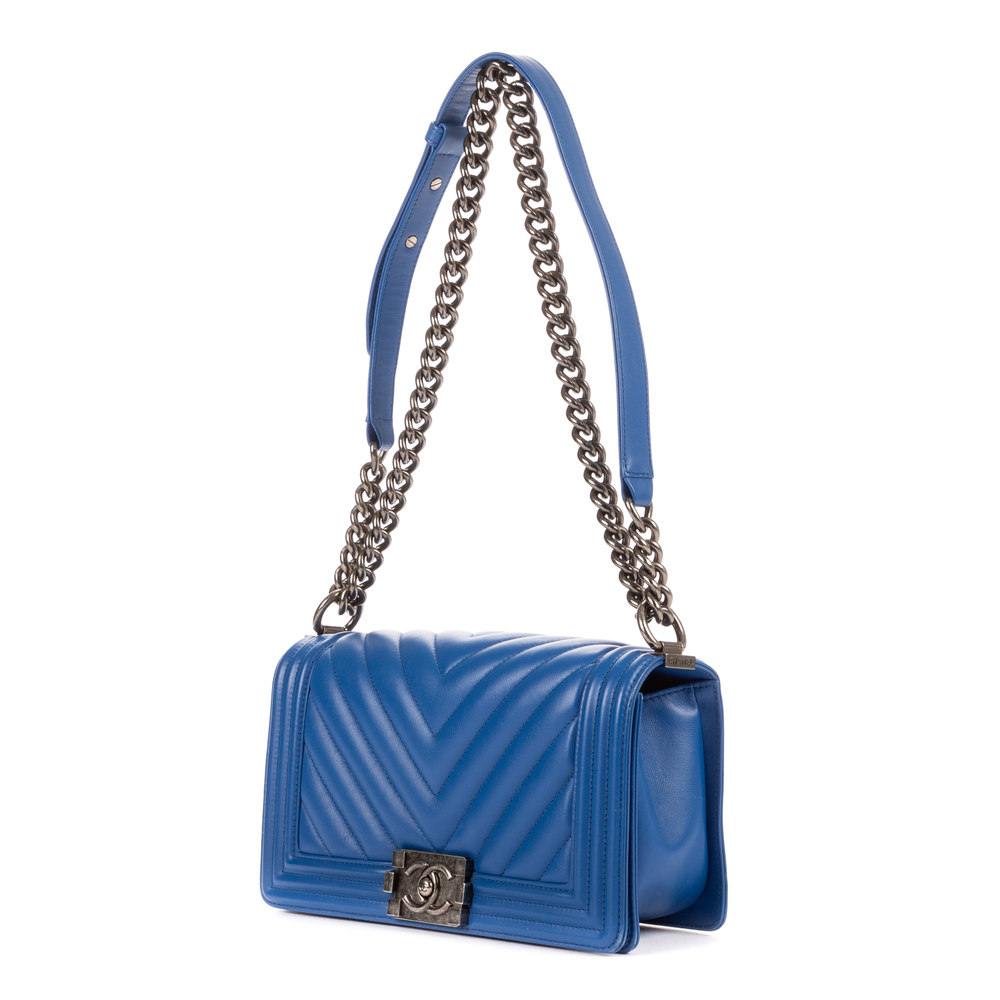 Chanel Boy - Picture 2 of 11